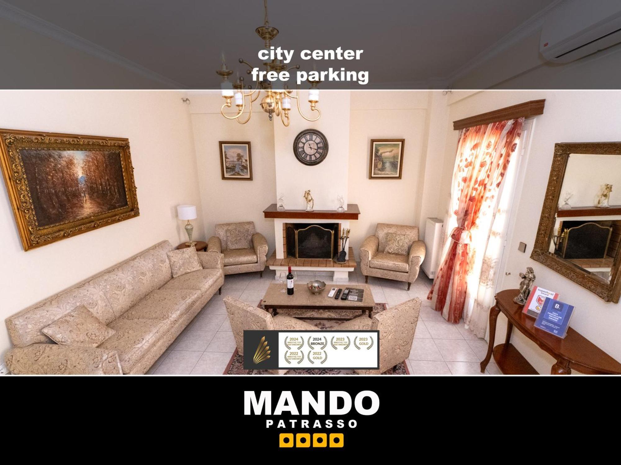 Mando Patrasso - Classical Apartment In The Center Of Patras With Free Parking Luaran gambar