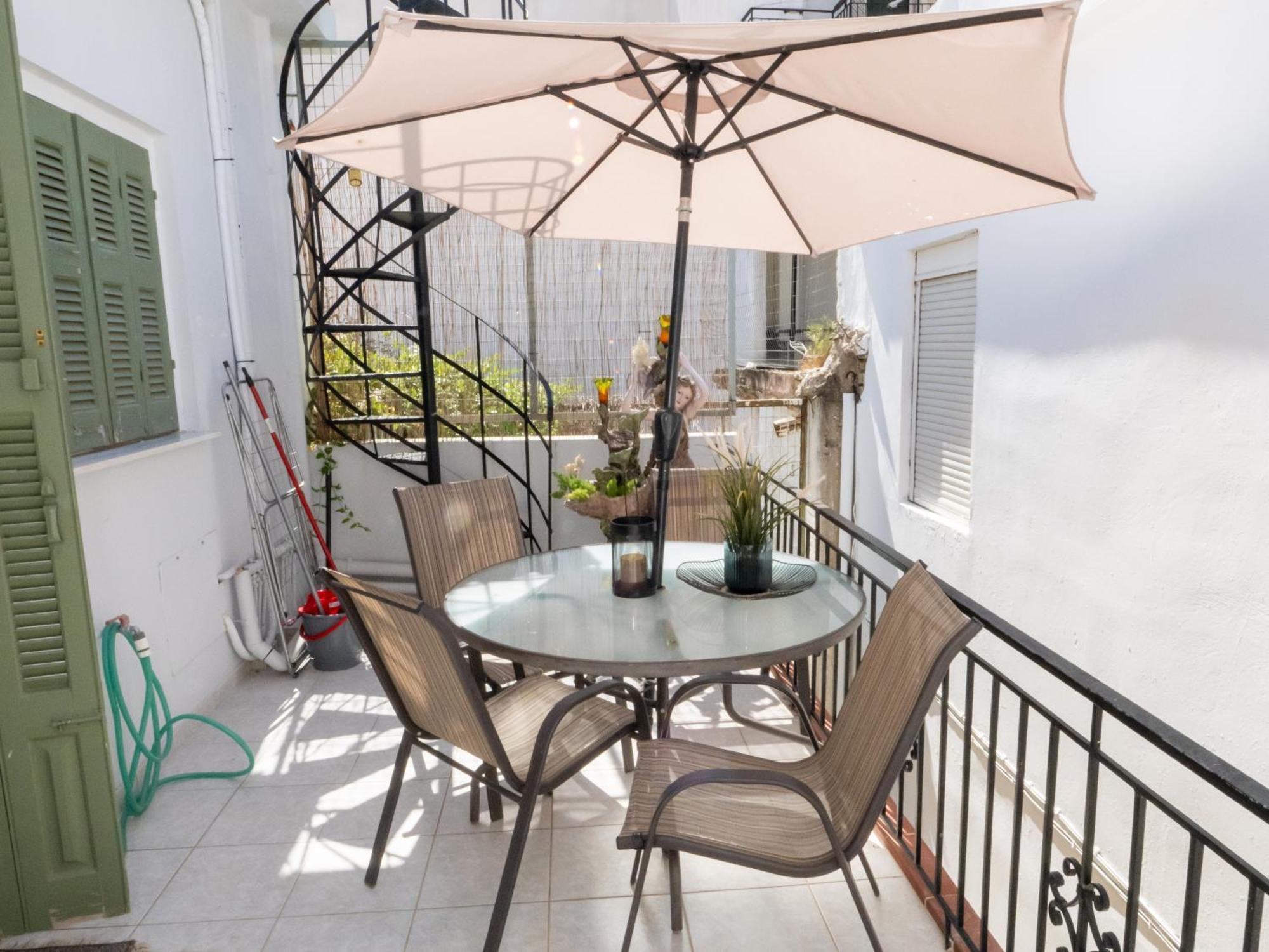 Mando Patrasso - Classical Apartment In The Center Of Patras With Free Parking Luaran gambar